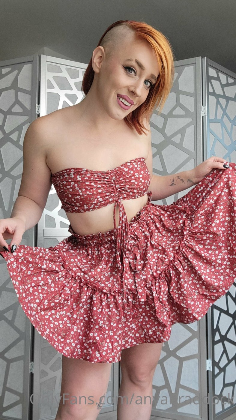 Anya Braddock Photo #167