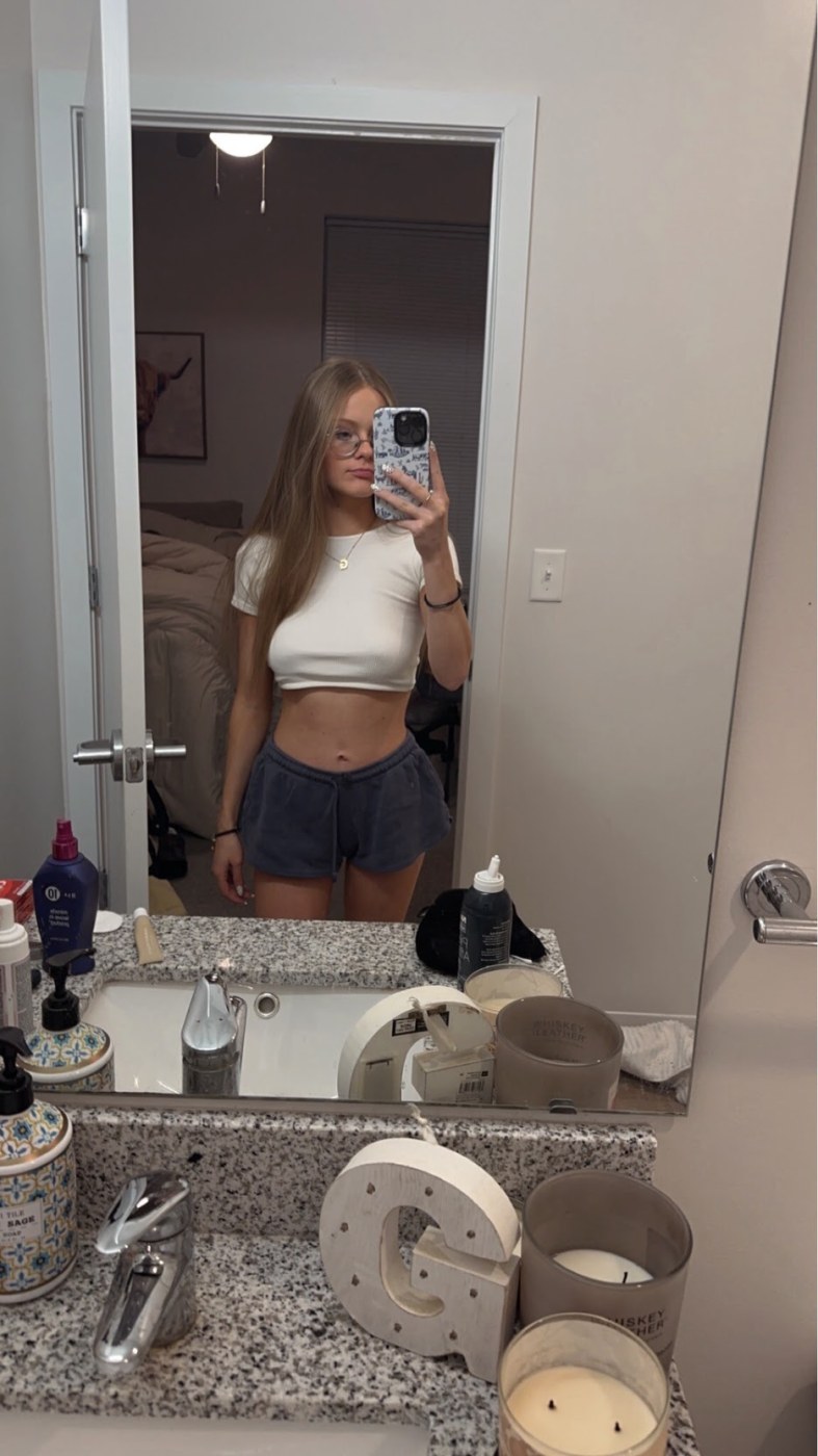 Gilliankellyy Photo #5