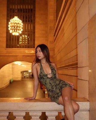 Joy Lee Photo #22