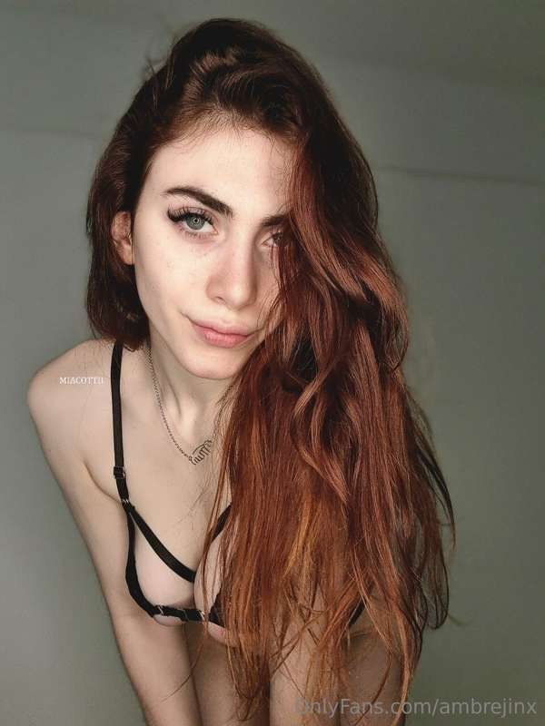 ambrejinx Photo #66