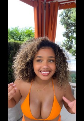 Corie Rayvon