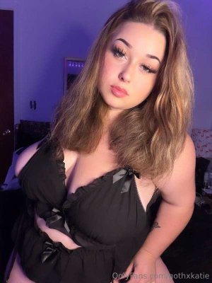 katiemyeller Photo #3