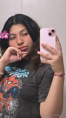 lilcami Photo #10