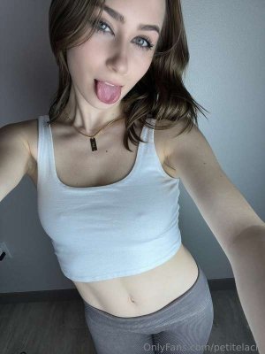 petitelacie Photo #20