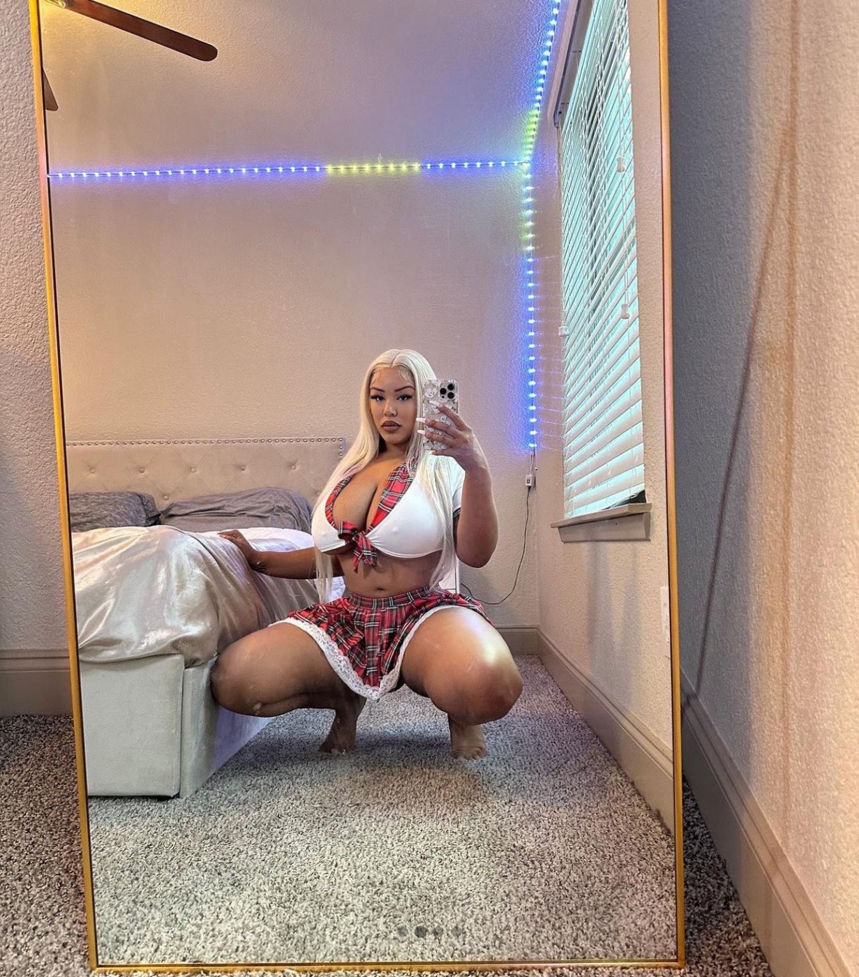 Selenealeche69 Photo #1