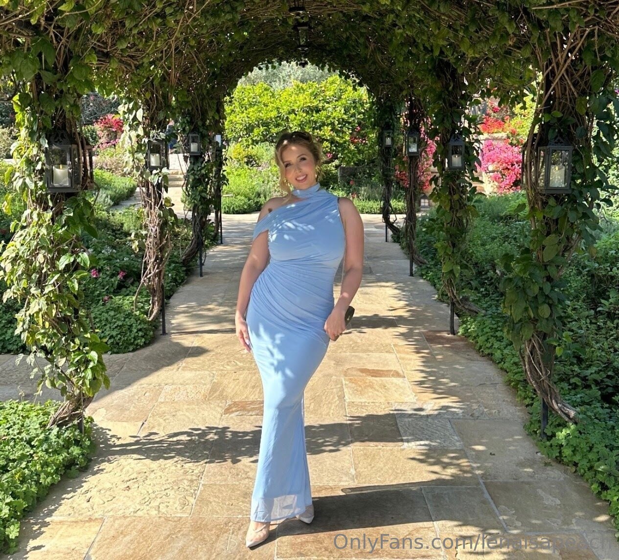 Lena Paul Photo #344