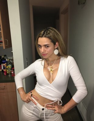 AllyAnnaMaria Photo #11