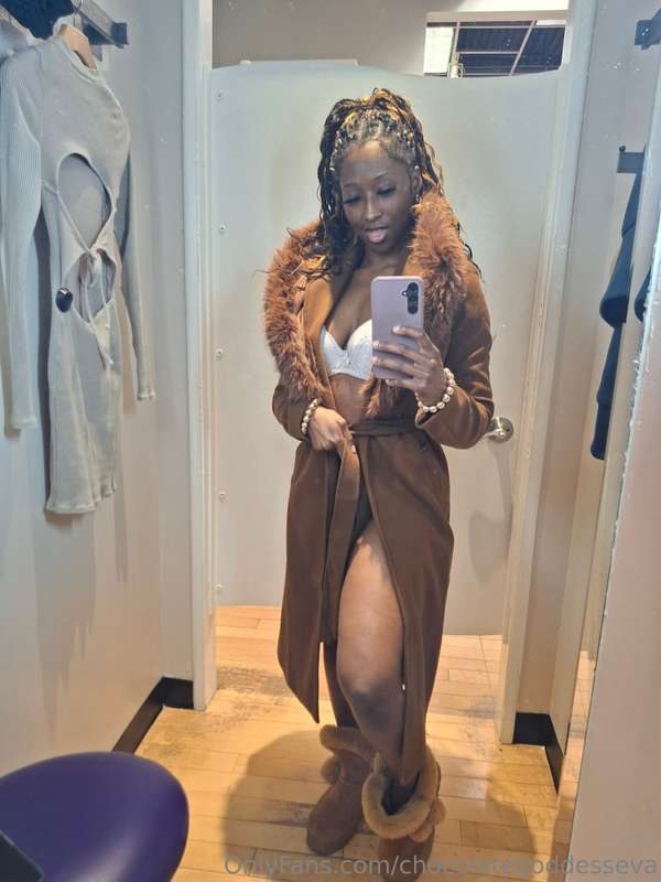 chocolategoddesseva Photo #2