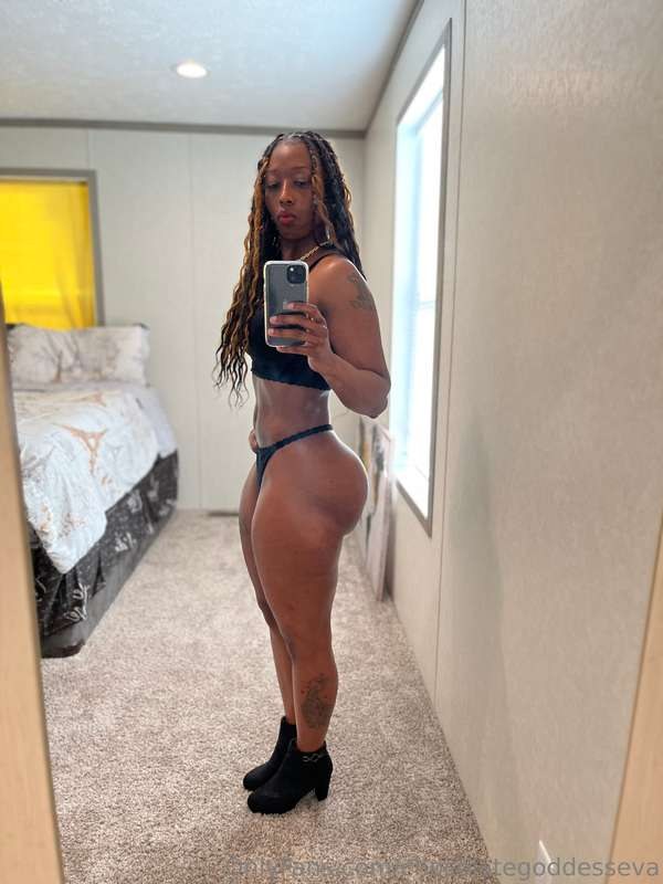 chocolategoddesseva Photo #9