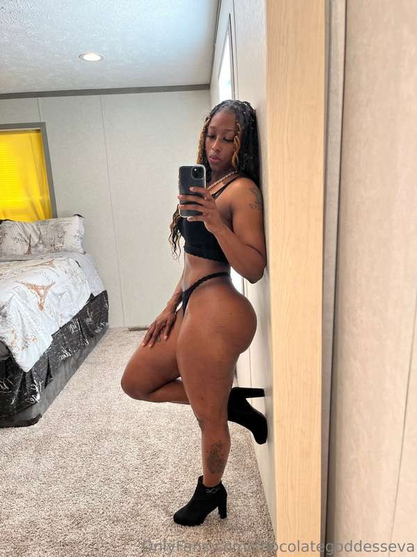 chocolategoddesseva Photo #10