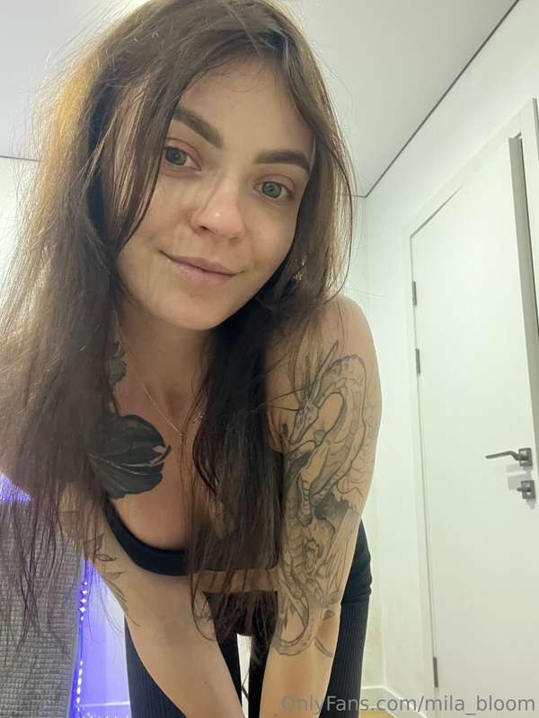 mila_bloom Photo #26
