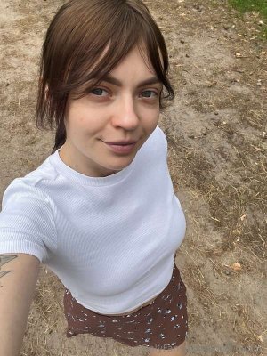 mila_bloom Photo #40