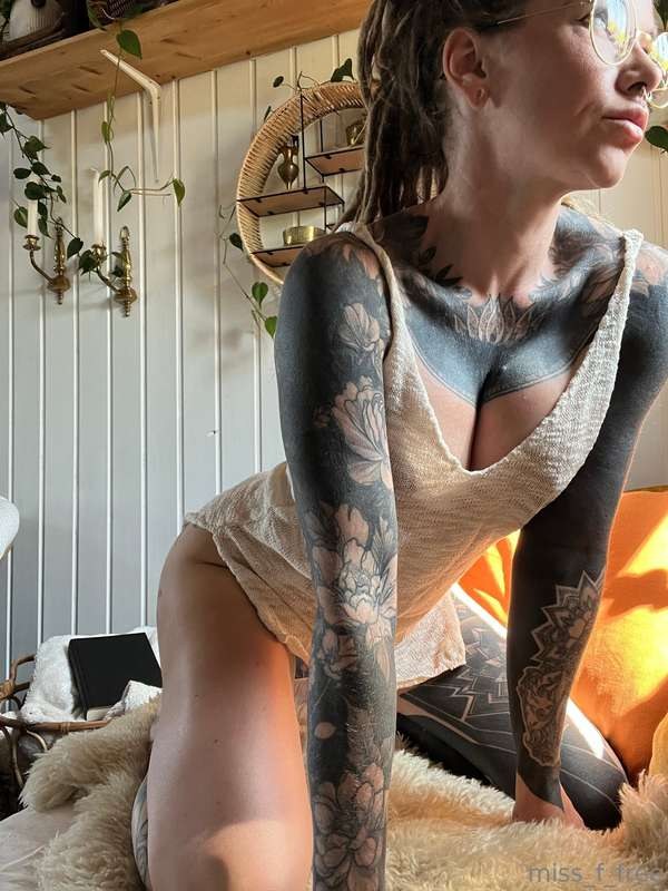 miss_f_free Photo #30