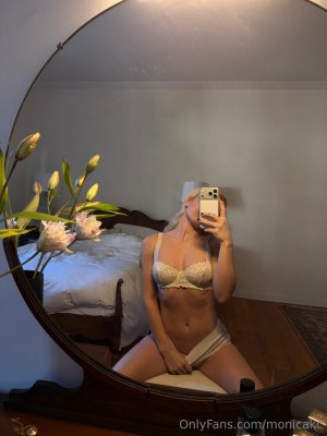 Monica Corgan Photo #229