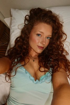 phoebeisginger Photo #67