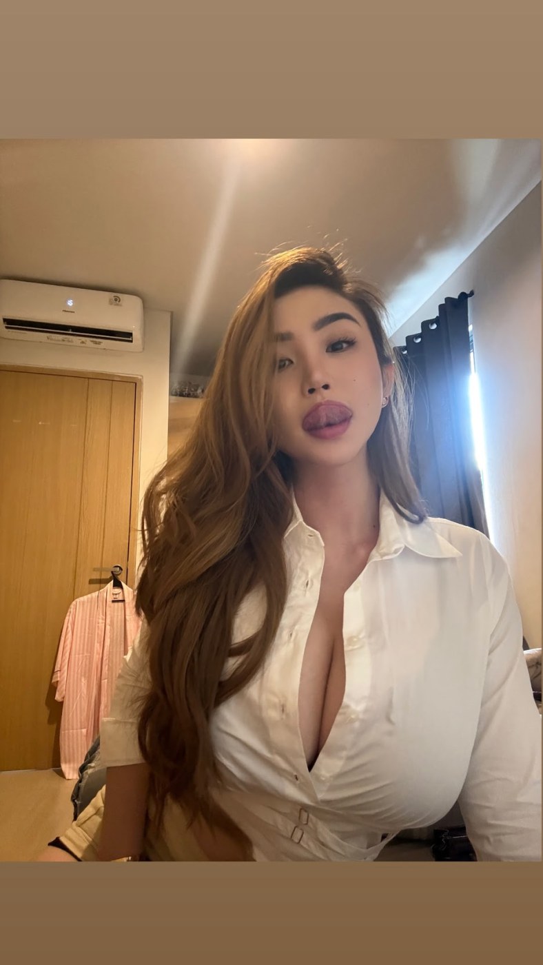Anastasya Khosasih Photo #14