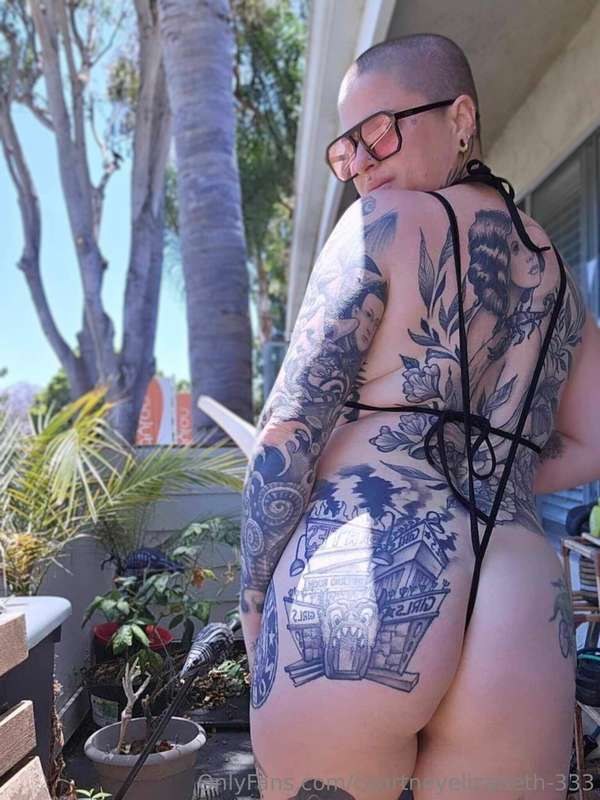 courtneyelizabeth-333 Photo #12
