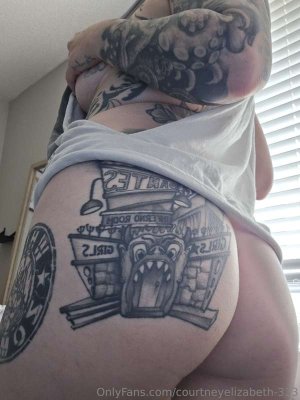courtneyelizabeth-333 Photo #21