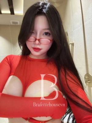 Duyenn Hipp Post #8