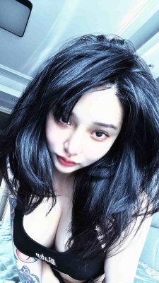 Hitomi Songyuxin Photo #94