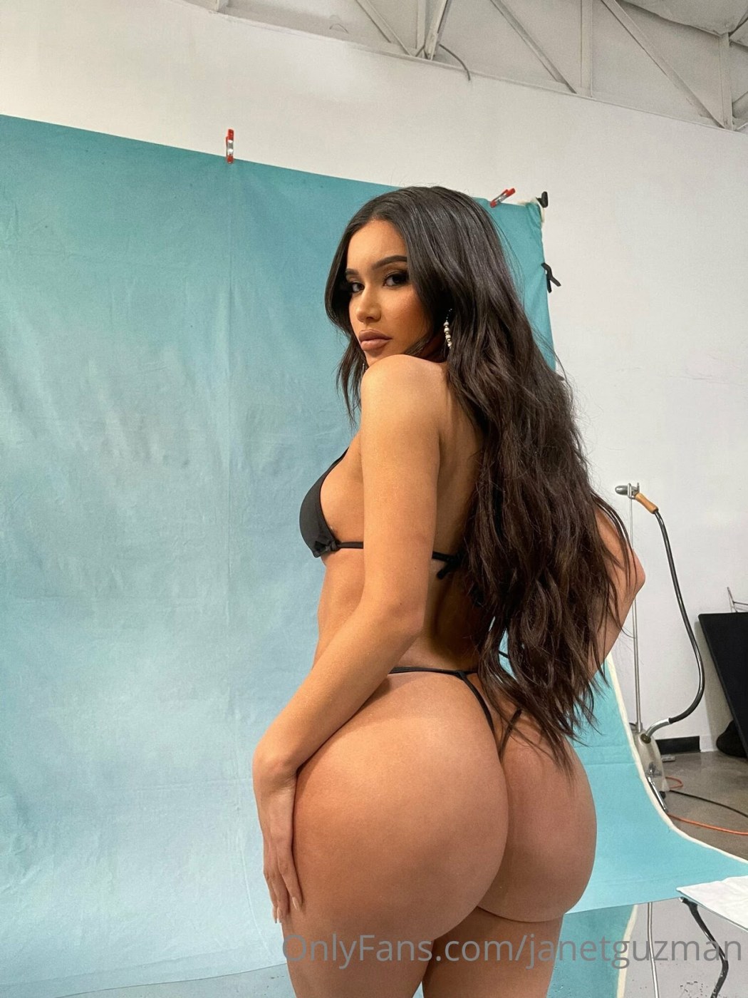 Janet Guzman Photo #68