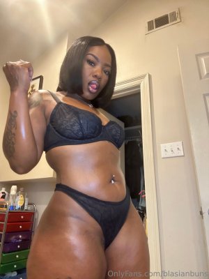 blasianbuns Photo #14