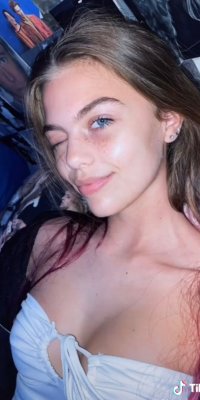 Emma Beardsley Photo #20