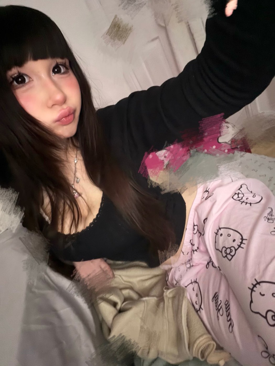 lonliillgirl Photo #2