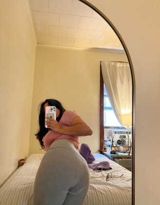 megantheevalium Photo #7