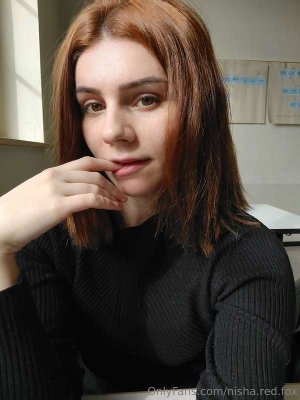 nisha.red.fox Post #2