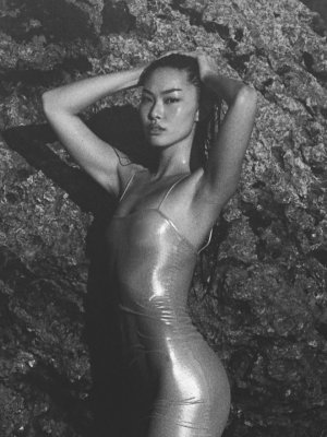 Shannon Zhao Photo #53