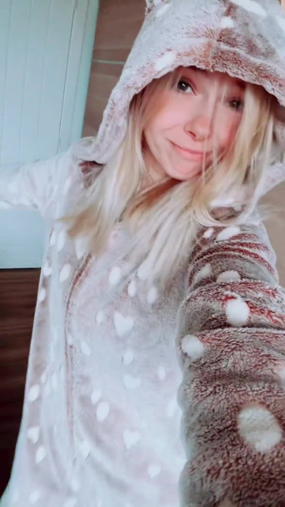 SmileyDani158 Photo #16
