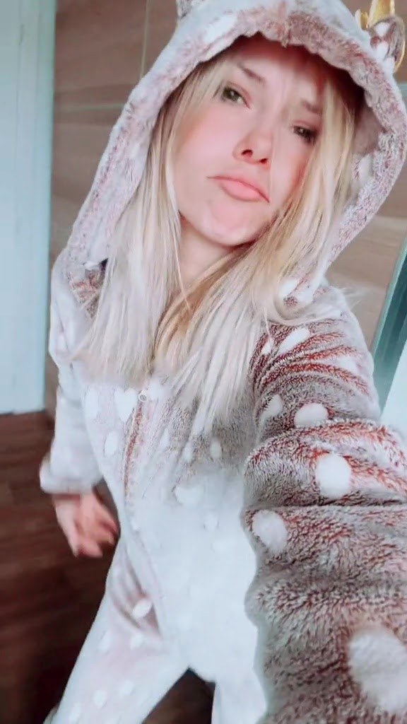 SmileyDani158 Photo #18
