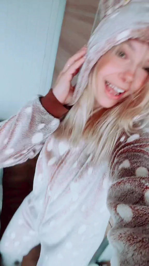 SmileyDani158 Photo #19