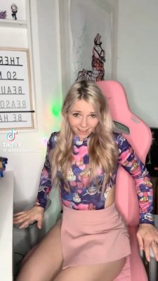 SmileyDani158 Photo #43