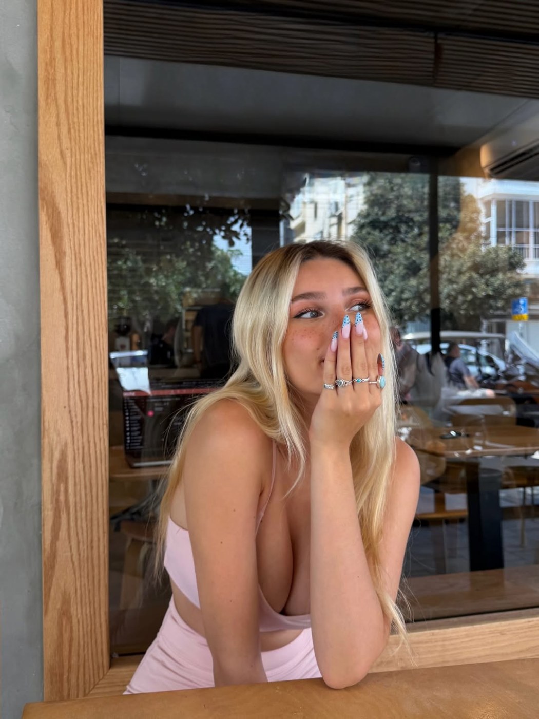 Ella Netzer Photo #85