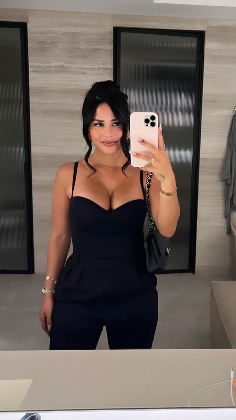 Katya Elise Henry Photo #293