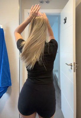 Lia Sikora Photo #119