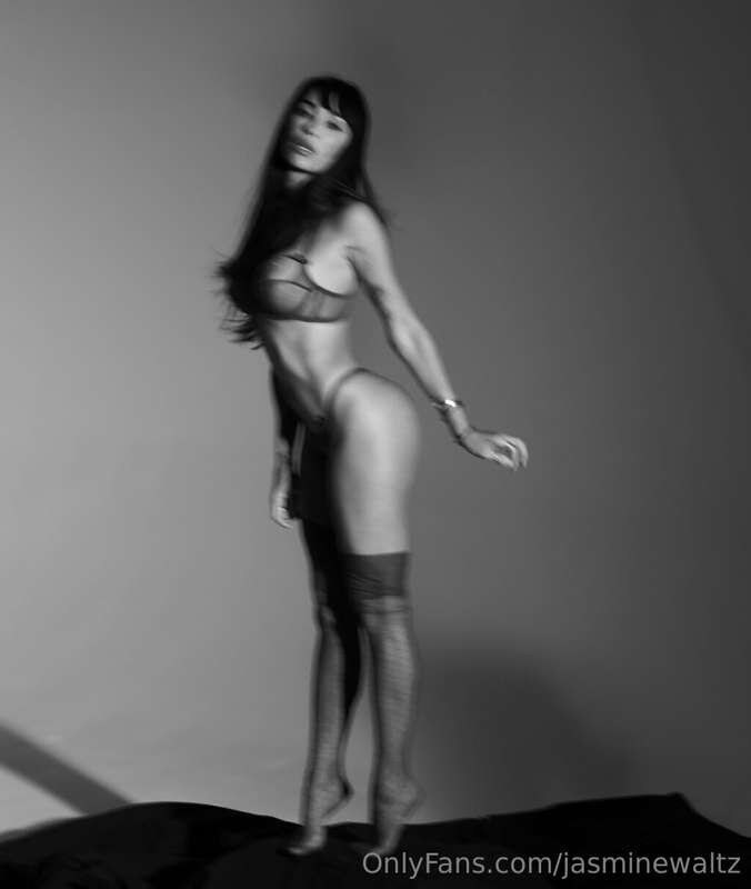 Jasmine Waltz Photo #24