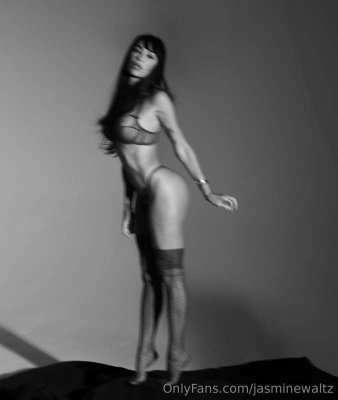 Jasmine Waltz Photo #24