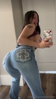 Karli Mergenthaler Photo #392