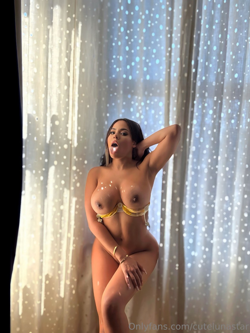 Luna Star Photo #195