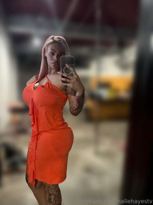 hallehayestv Photo #24