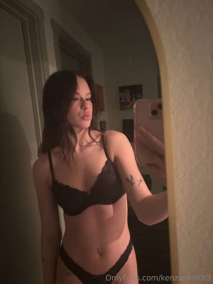 Kenziesmithh Photo #37
