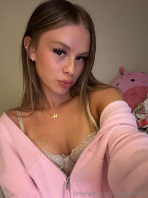 Kenziesmithh Photo #44