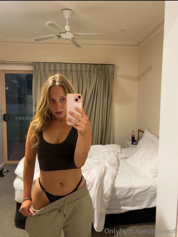 monaof Photo #12