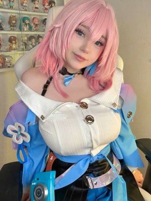 Upminaa Photo #239