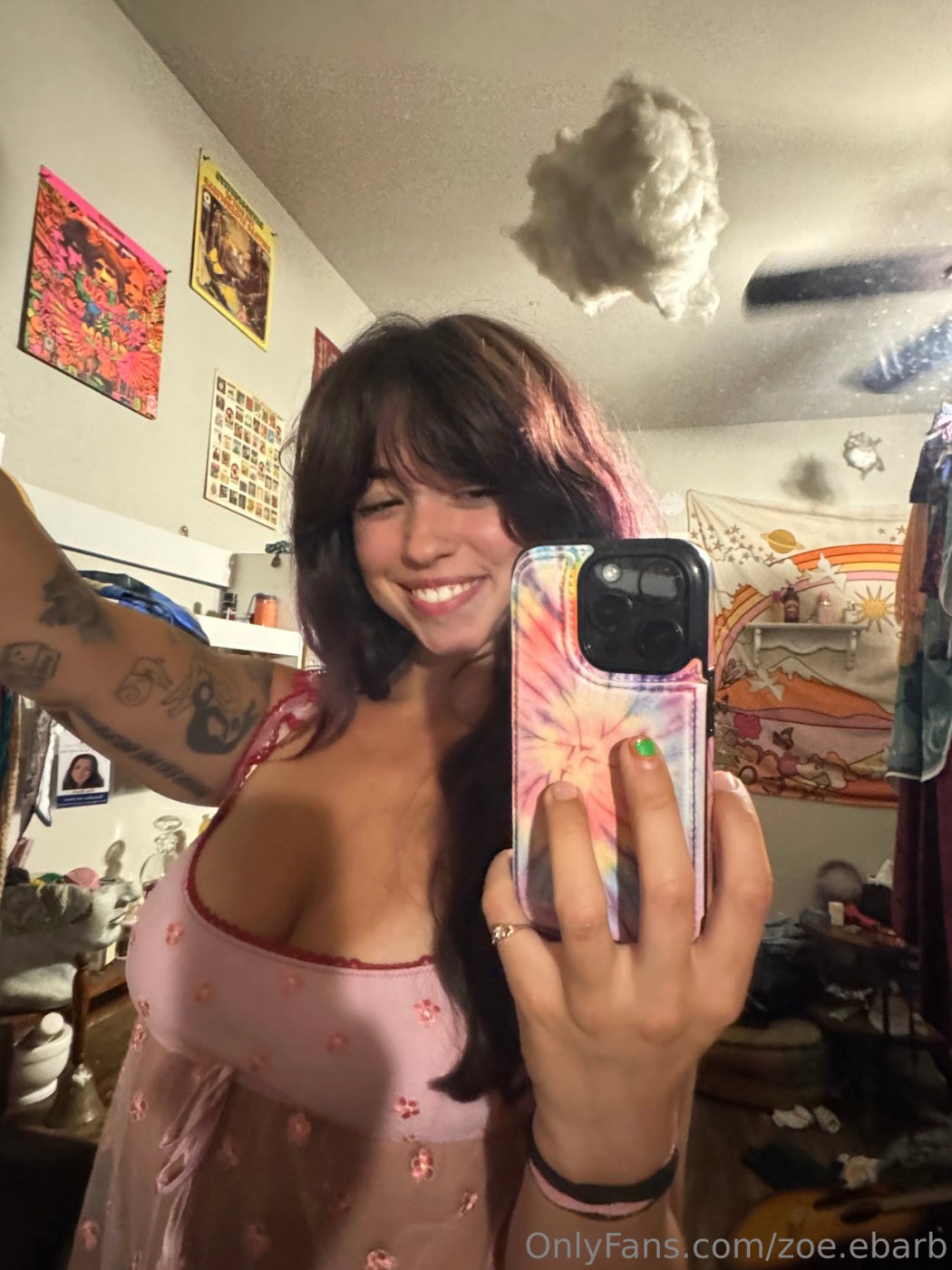 zoe.ebarb Photo #6