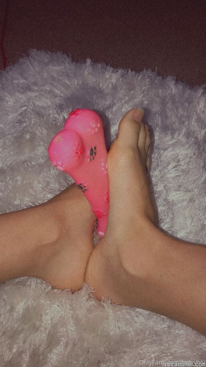 Holy Yoly Photo #129