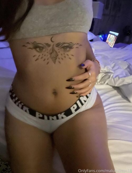 Malu Trevejo Photo #12